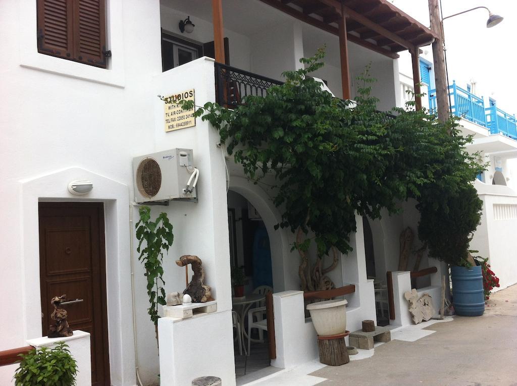Studios Gabriel Agia Anna  ภายนอก รูปภาพ